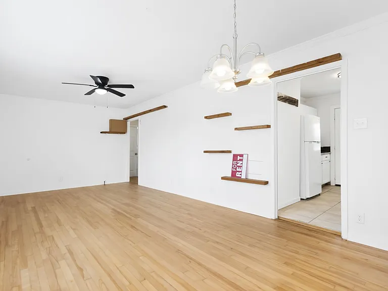 418 McDougal Ave — Photo 9