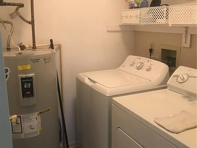 897 Cold Spring Rd #10 — Photo 7