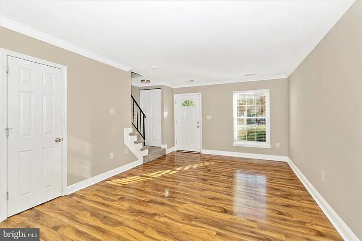 557 Lancaster Pl — Photo 23