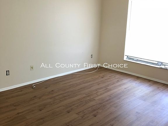 4th image of 7450 35th St APT 904