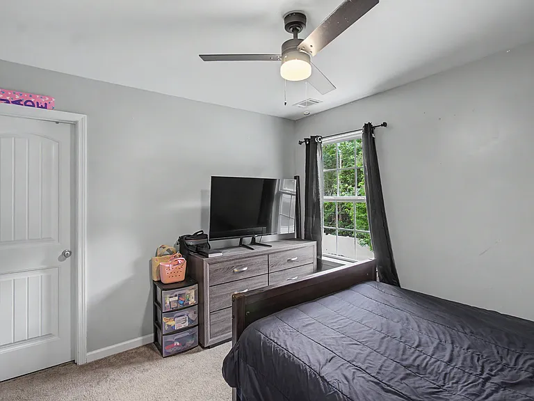 1221 Peacock Trl — Photo 17