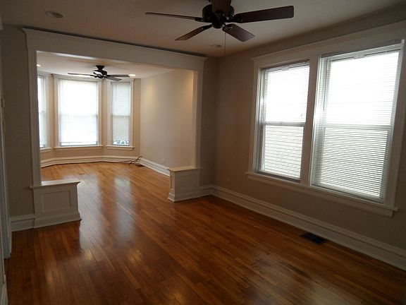3rd image of 3512 N Lincoln Ave Floor 1