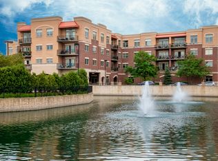 1210 N Foxdale Dr #2111, Addison, IL