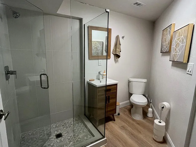 2040 Falconhurst Pl #2040 — Photo 7