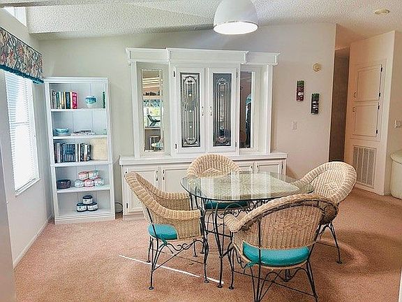 3rd image of 25991 Cedar Hill Ct