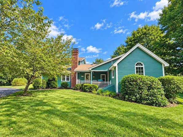 163 Rowley Hill Rd, Sterling, MA 01564