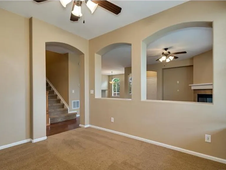 908 Rockhurst Dr #C — Photo 4