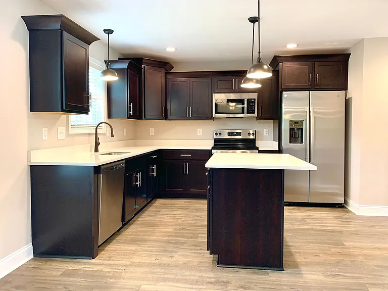 733 Banister Dr — Photo 10