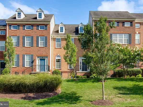 7652 Elmcrest Rd, Hanover, MD 21076