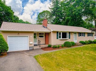 31 Wagon Rd, Enfield, CT 06082
