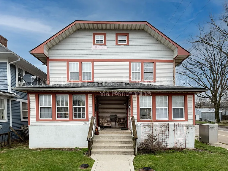 2901 N Talbott St — Photo 1