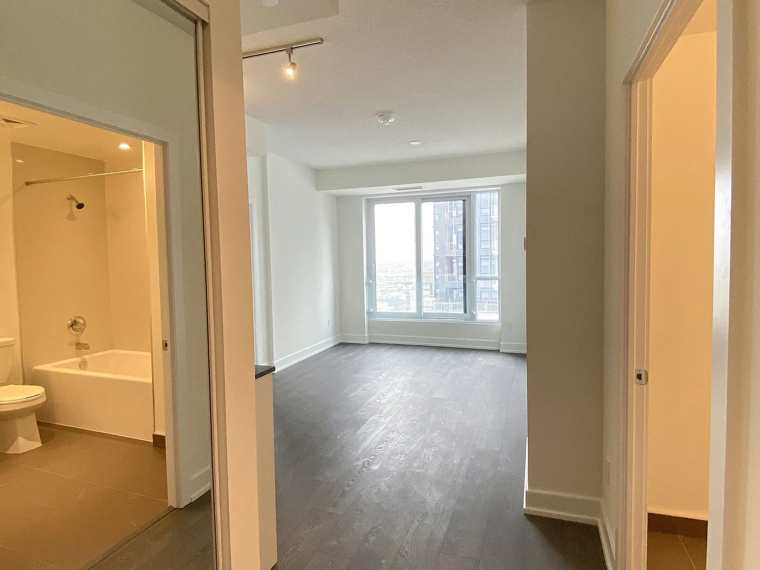 Islington Terrace — Photo 4