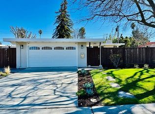 201 Thompson Sq, Mountain View, CA 94043