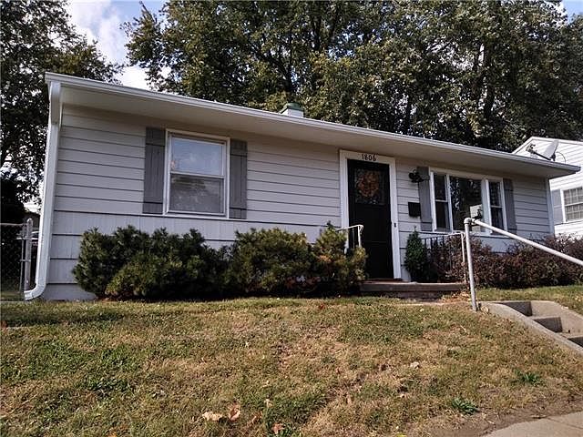 1st image of 1806 S 22nd St