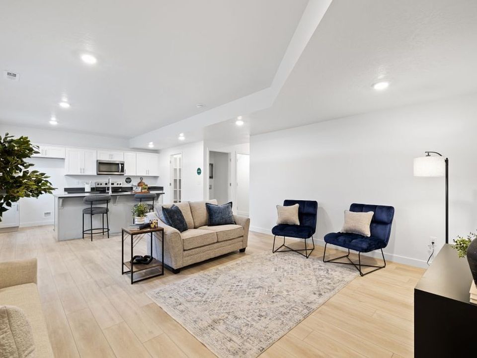 1st image of 1885 W Center St #1