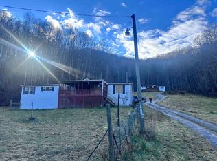 7688 Mud Fork Rd, Bluefield, VA 24605