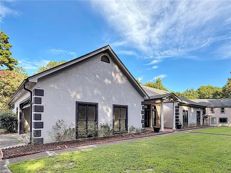 2320 Copper Trail Ln — Photo 5