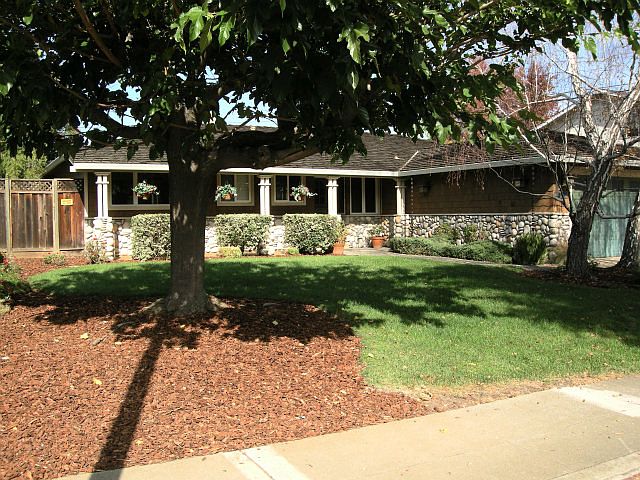 1st image of 1605 Honfleur Dr