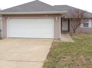 876 S Hickory Ln, Nixa, MO 65714