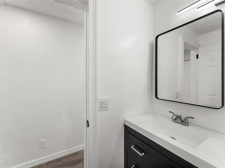 2203 Nottingham Rd — Photo 15