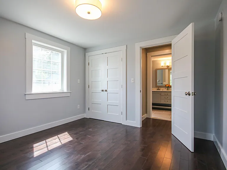 137 York St — Photo 30