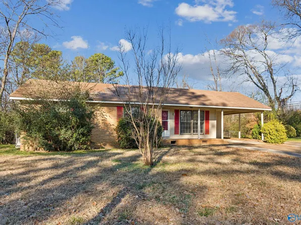 2111 Shady Lane Cir NW, Huntsville, AL 35810