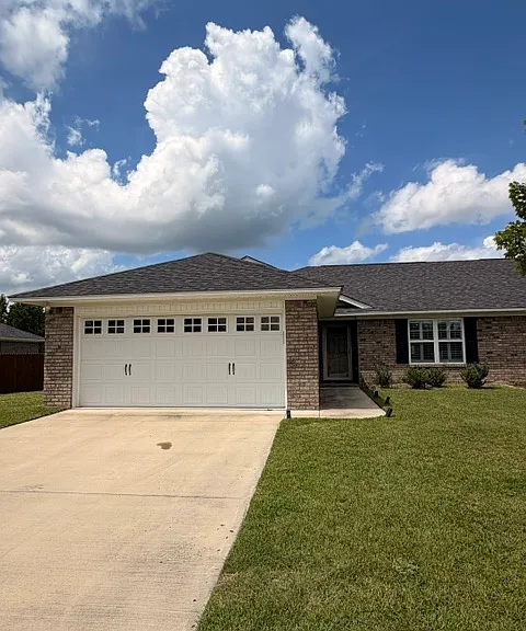660 Constitution Dr — Photo 1