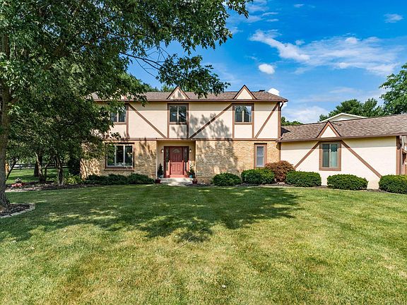 2nd image of 798 Riva Ridge Blvd