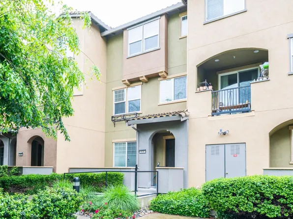 638 Almaden Walk Loop, San Jose, CA 95125