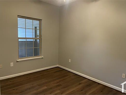 4th image of 4618 W Market St #202