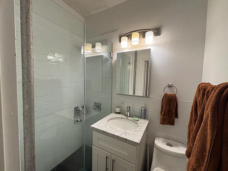 1020 Bedford Ave #1A — Photo 5
