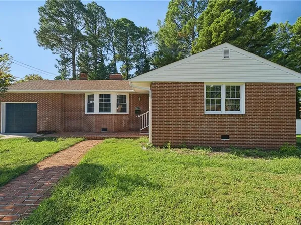 601 Azalea Ct, Suffolk, VA 23434