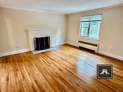 3 bed, 2.0 bath, 1500 sqft, $3,500 — Photo 2