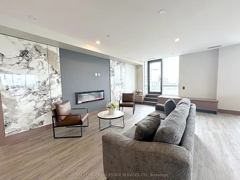 25 Kitney Dr #305 — Photo 18