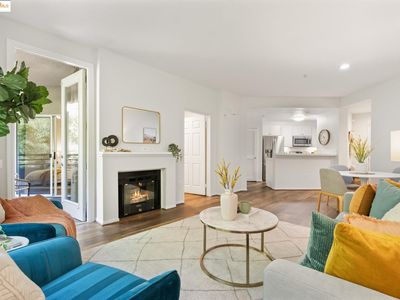 260 Caldecott Ln UNIT 213, Oakland, CA, 94618