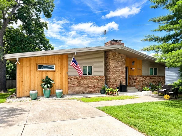 9277 State Highway 13, Kimberling City, MO 65686
