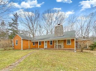 855 Arbutus St, Middletown, CT 06457