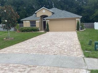 1045 Pineview Ct, Apopka, FL 32712