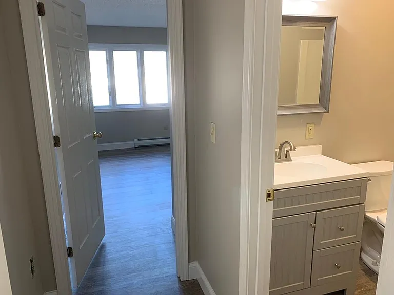 63 Sunderland Woods Rd #63 — Photo 8