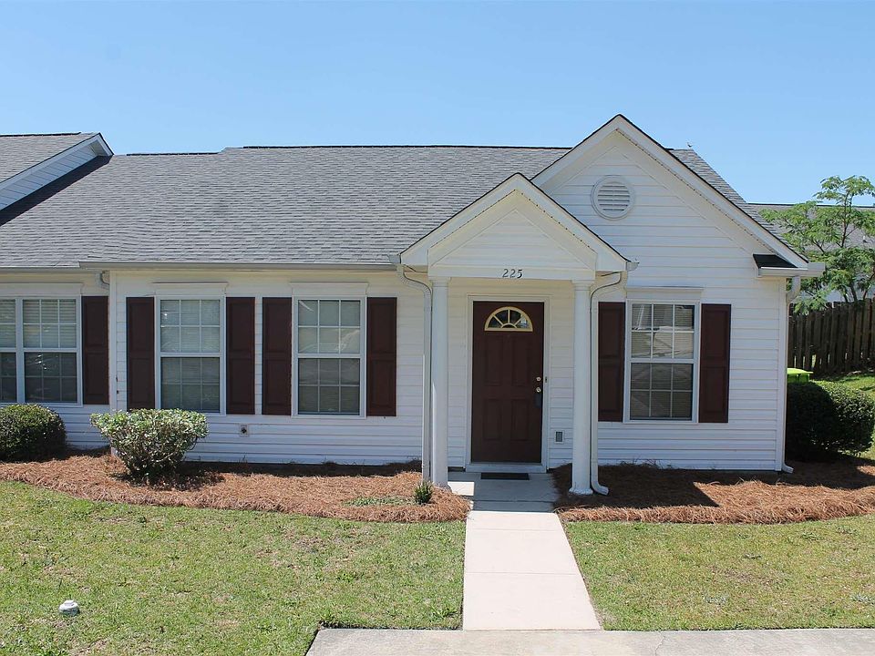 1st image of 225 Windsor Village Dr