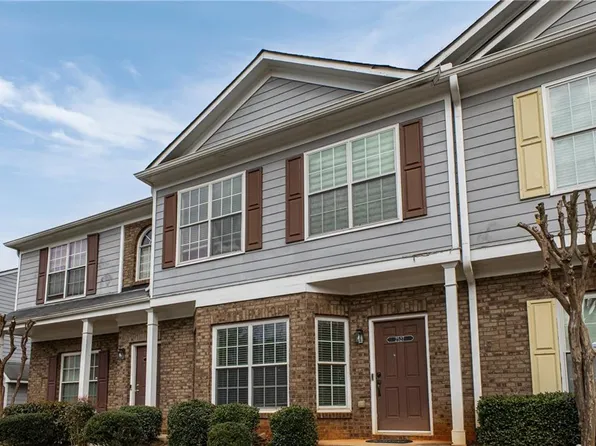 2527 Walden Lake Dr, Decatur, GA 30035