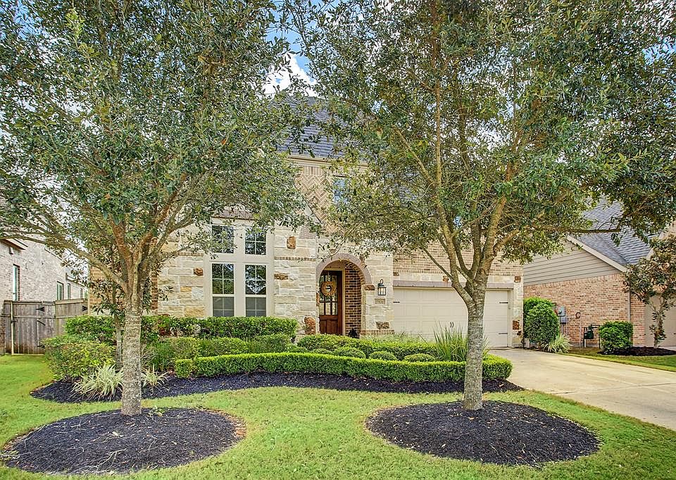 Beautiful 2 story, Highland Home in Cross Creek Ranch with 4 bedrooms - 2 DOWN, and large back yard with pool, spa and NO back neighbors.