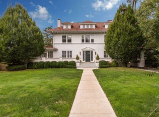 119 White Plains Rd, Bronxville, NY 10708