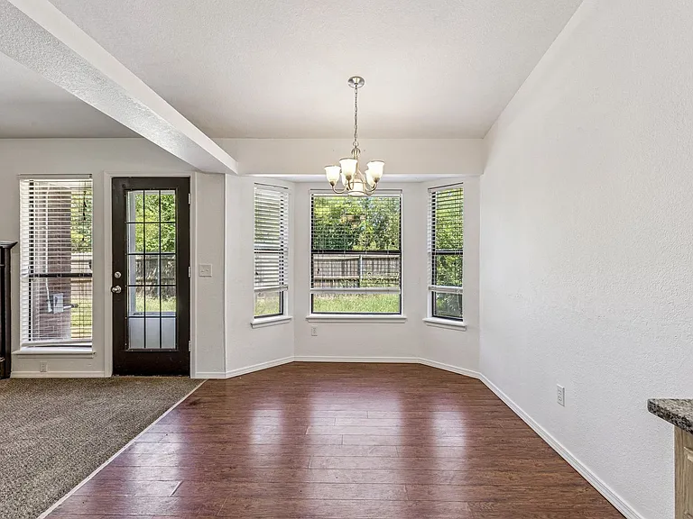 2101 Harbor Dr — Photo 12