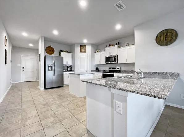 705 Peighton Dr, Cleburne, TX 76033