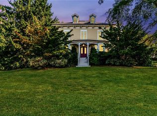 1616 Main Rd, Tiverton, RI 02878