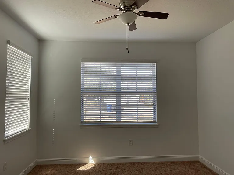 7952 Hampton Lake Dr — Photo 8