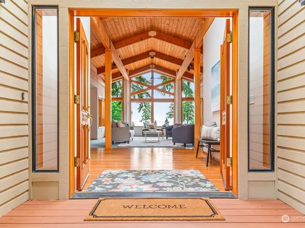40 Cedarview Drive, Port Townsend, WA 98368