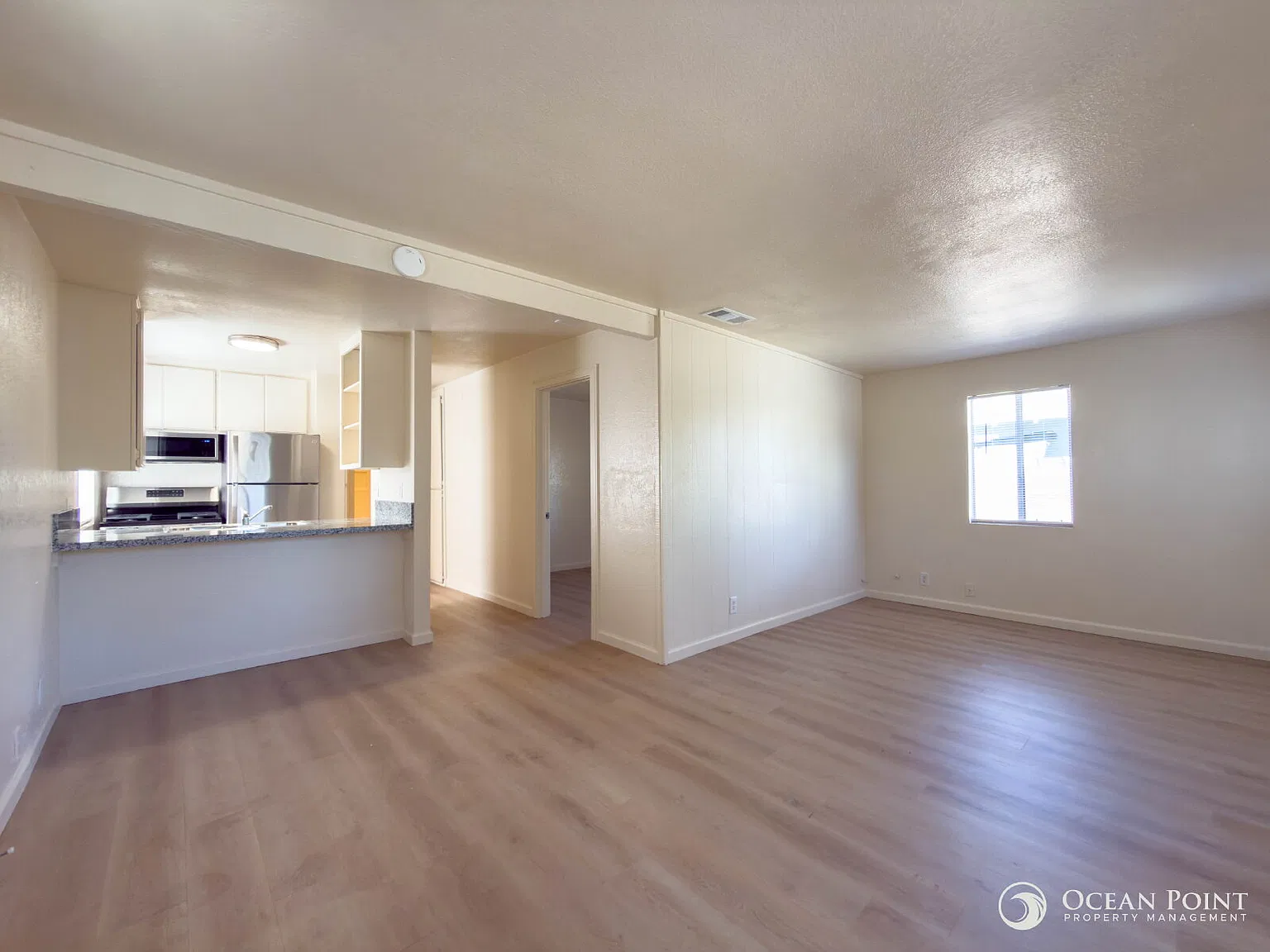 2 bed, 1.0 bath, 720 sqft, $2,600 — Photo 2
