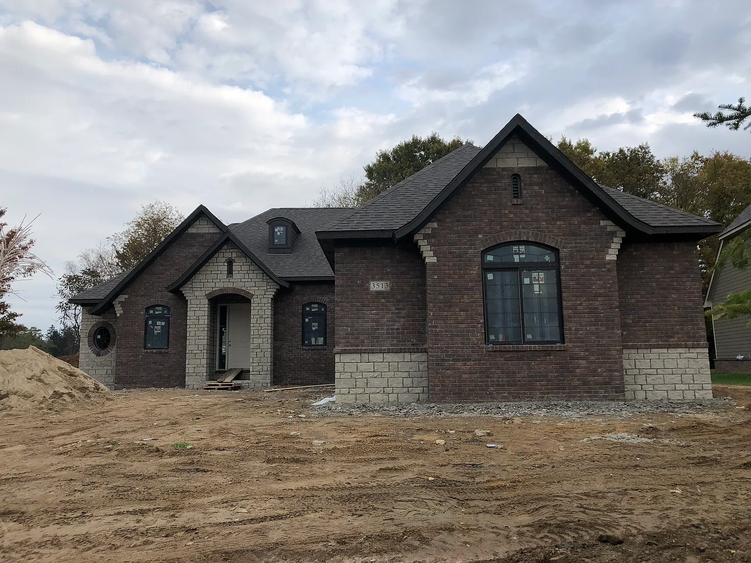 3513 Pointe Shore Dr photo 1